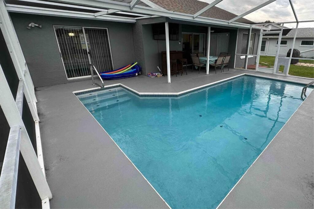 Manatee Oasis Weeki Wachee Family Fun Pool Home Spring Hill Esterno foto