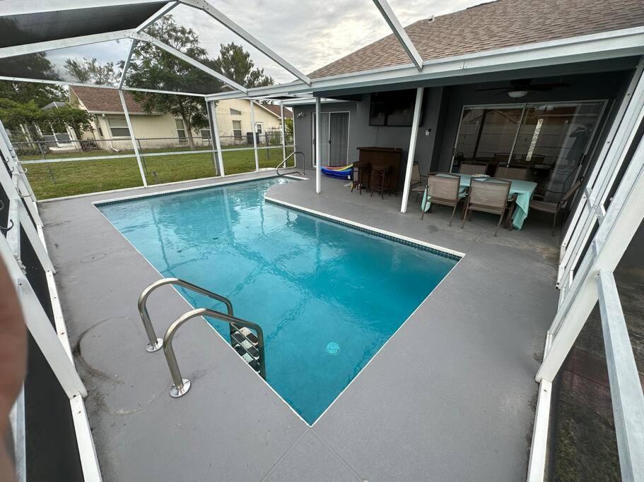 Manatee Oasis Weeki Wachee Family Fun Pool Home Spring Hill Esterno foto