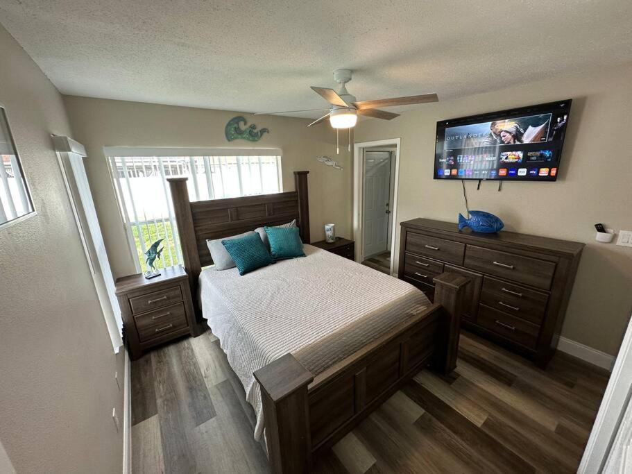 Manatee Oasis Weeki Wachee Family Fun Pool Home Spring Hill Esterno foto